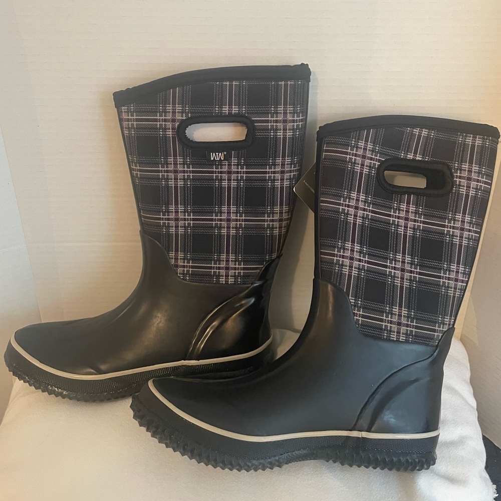 Women's Waterproof Rain Boots/Winter Boots Size 7